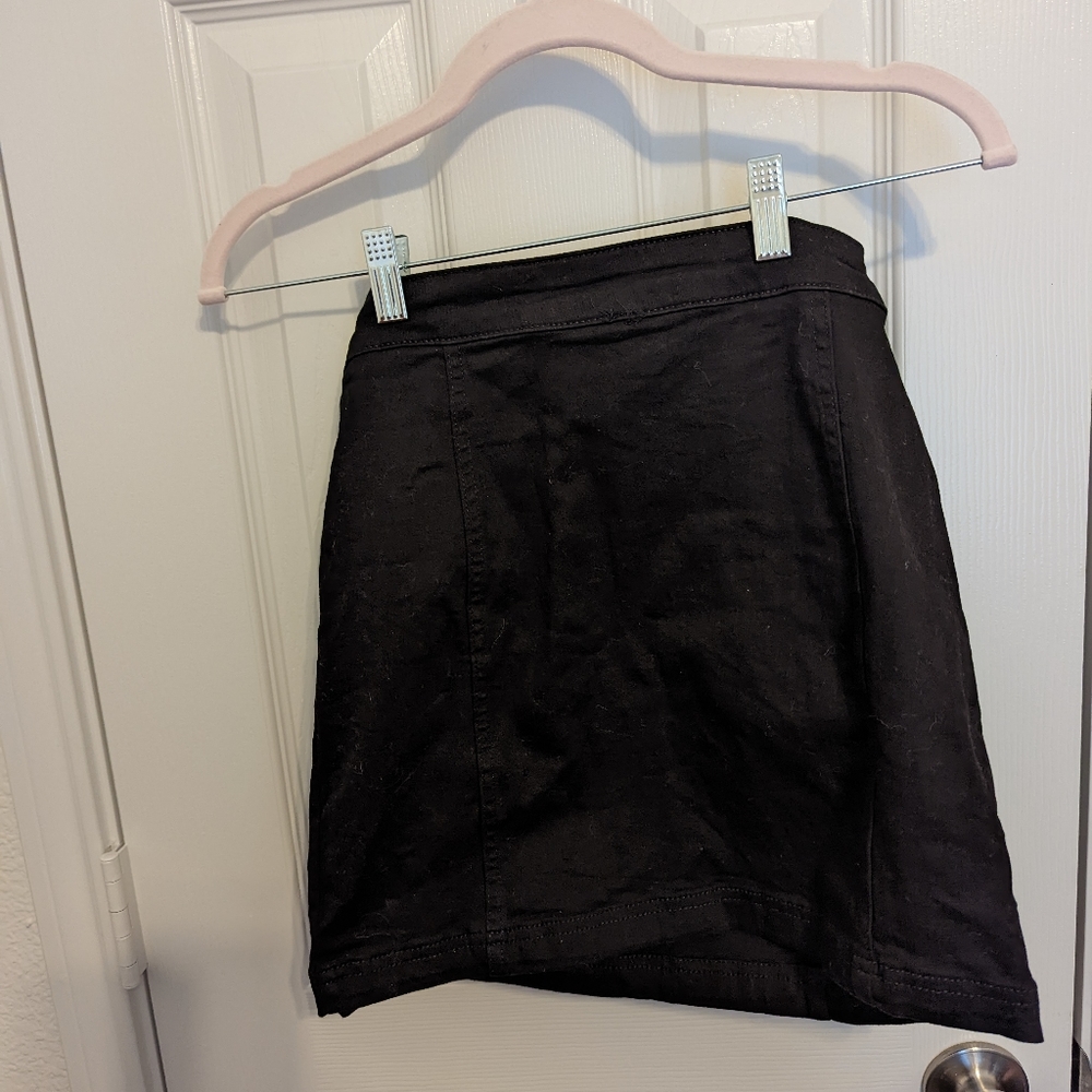 Skirt - Picture 4 of 4